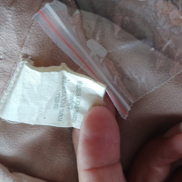 NWOT Anthropologie Forever That Girl Sequined V-Neck Blouse Neutral Pink - Picture 9 of 10